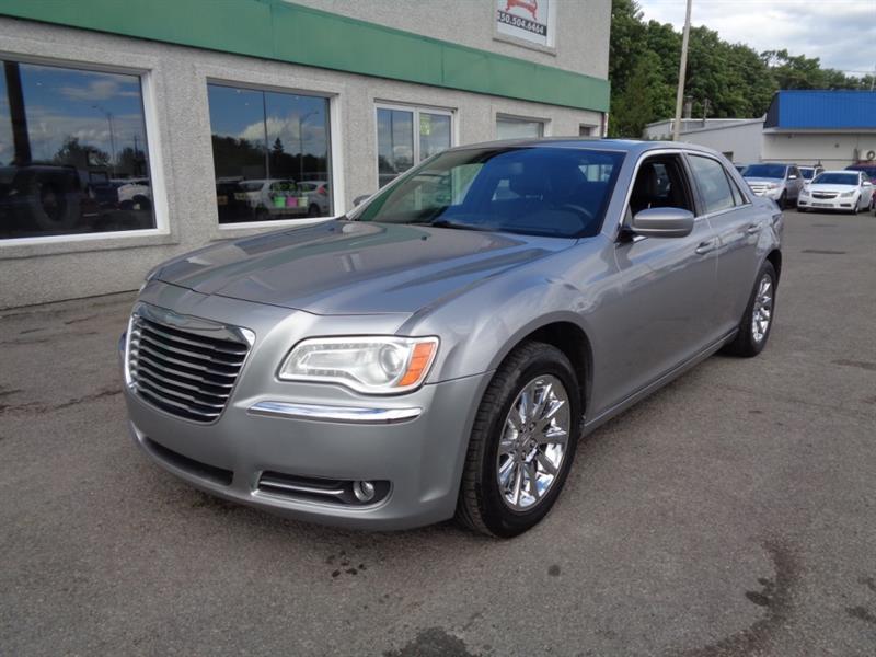 Chrysler 300 5
