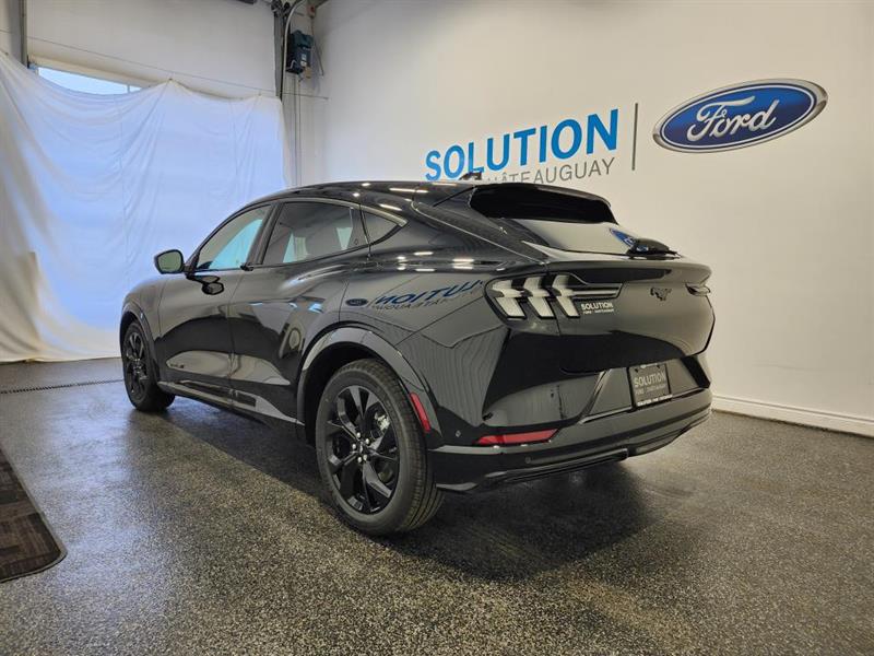 2023 Ford Mustang Mach-e