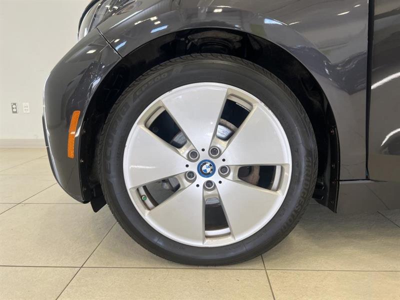 BMW i3 9