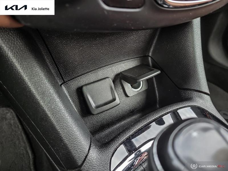 2019 GMC Savana Cutaway