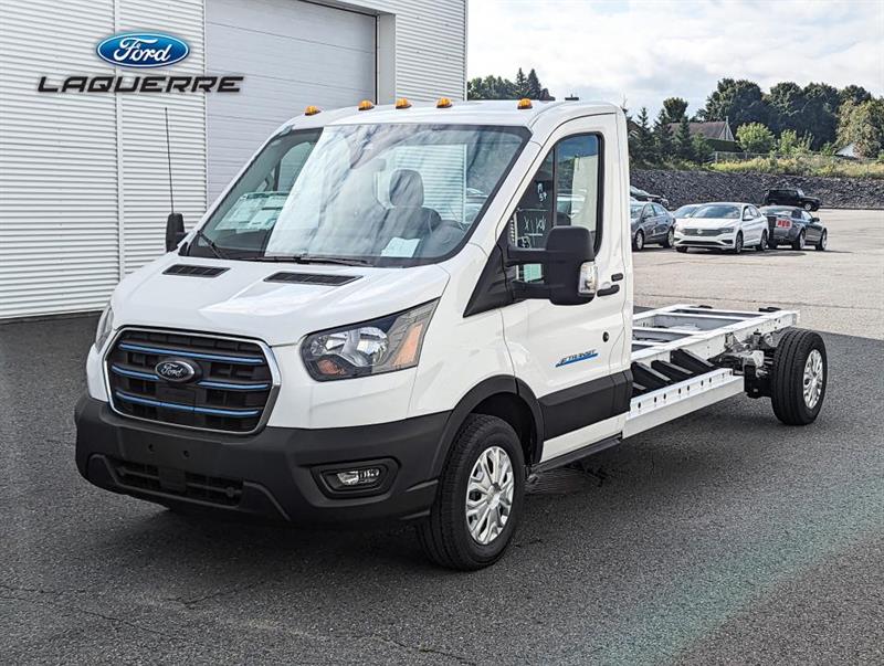 2023 Ford E-Transit
