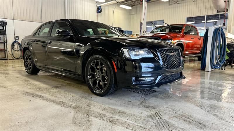 2022 Chrysler 300