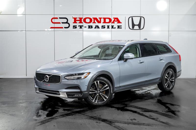2017 Volvo V90