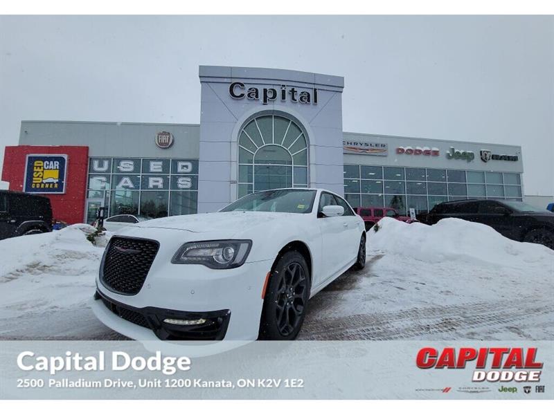 2023 Chrysler 300