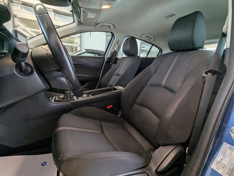 2018 Mazda 3 Sport