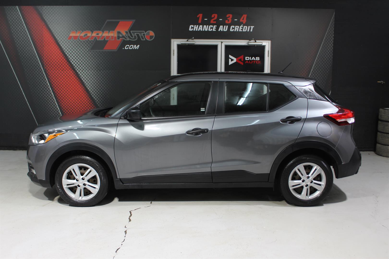 2020 Nissan Kicks