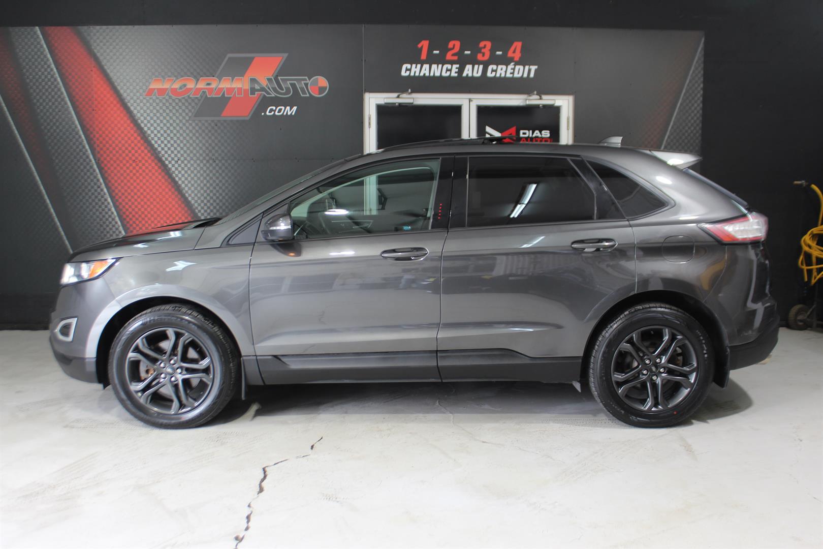 2018 Ford Edge