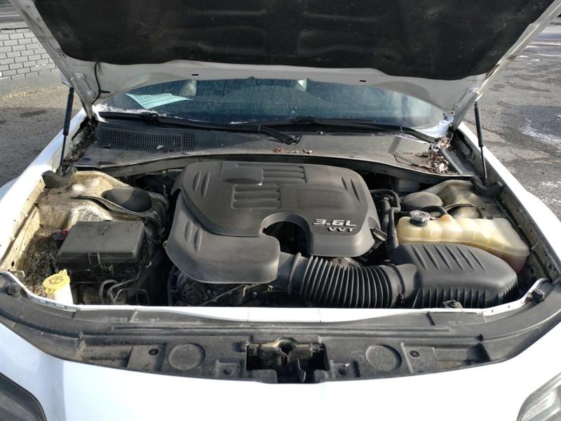 Chrysler 300 15